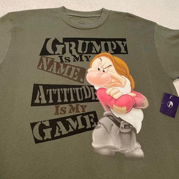 NWT Grumpy Snow White Disney Tee. Sz Large. - Picture 2 of 5
